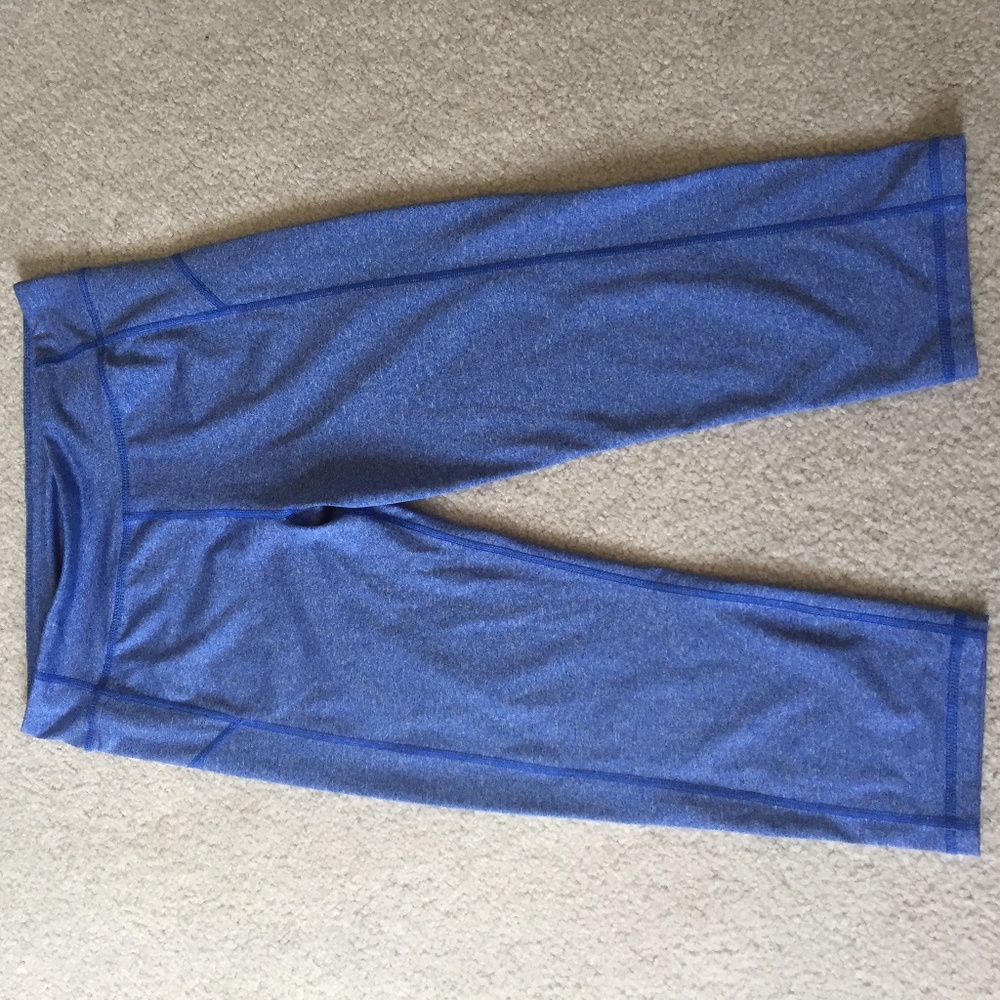 Aeropostale cropped leggings